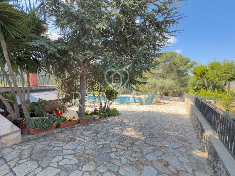 Foto fa7b7d16-37f3-4bb3-8d83-1f20e13a0639. Xalet amb calefacció aparcament piscina a Olesa de Bonesvalls
