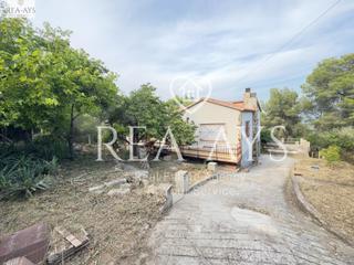 Xalet a Vallirana. Oportunidad en vallirana  vivienda en planta  urbanización