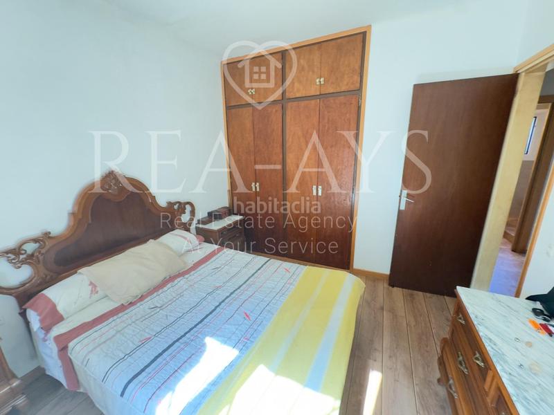 Foto ffba877e-c378-4f3a-b7d8-b2ca4bed43c2. Chalet oportunidad vivienda en planta urbanización en Vallirana