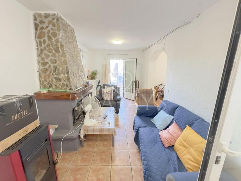 Foto 1cfd2b59-1f7b-4193-9fb7-6d96aa410da4. Chalet con riscaldamento parcheggio in Cervelló