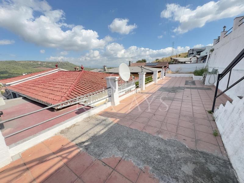 Foto 52bc412e-cc34-4c11-ae14-01bf1d6068a7. Chalet con riscaldamento parcheggio in Cervelló