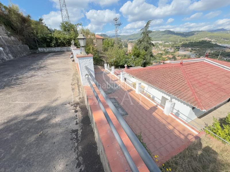 Foto 6da9d3b8-467b-4712-8caa-137842c7700c. Chalet con riscaldamento parcheggio in Cervelló