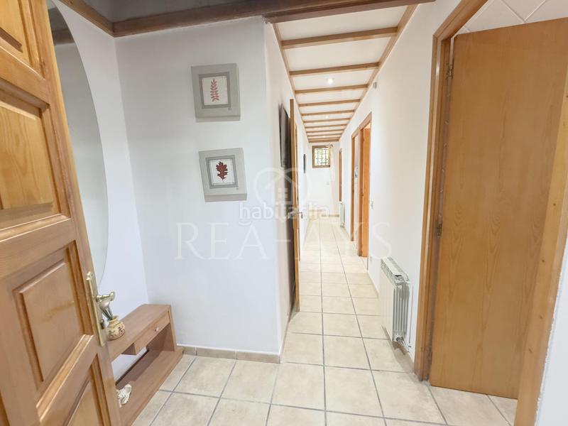 Foto 81418266-8e16-49d0-9e70-3ca0346d9959. Chalet con riscaldamento parcheggio in Cervelló