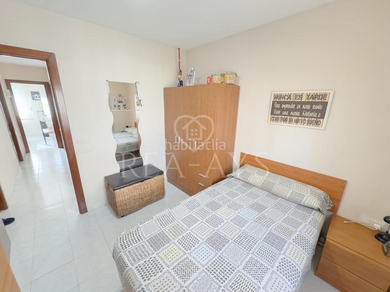 Foto 0c6e37a5-e03a-4471-935c-9c88fbd55be3. Maison jumelée avec chauffage parking dans Torrent Ballester Viladecans