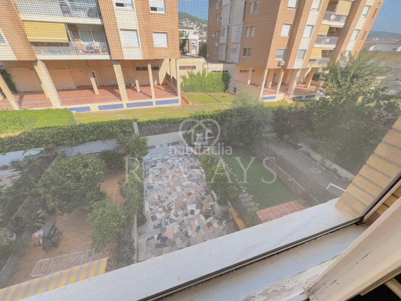Foto d010f75c-a997-44d6-8043-8b731d528538. Maison jumelée avec chauffage parking dans Torrent Ballester Viladecans