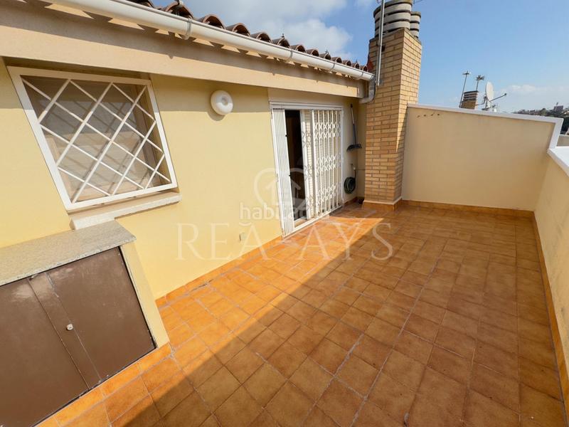 Foto e877be83-caba-47dd-9799-78ccdb8892ad. Maison jumelée avec chauffage parking dans Torrent Ballester Viladecans