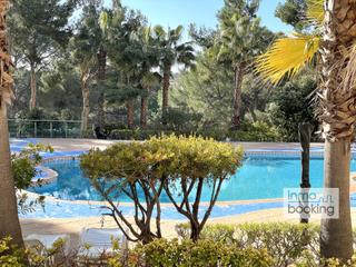 Alquiler Apartamento en Carrer del bosc gran 1. Alquiler de septiembre a junio . no se alquila para todo el año.