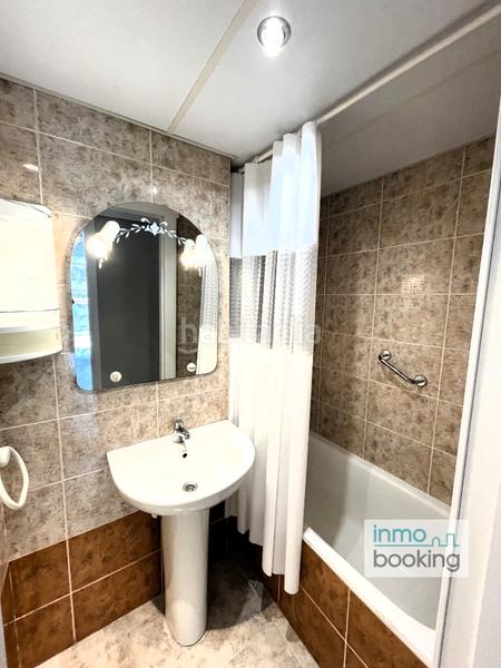 Foto 205a6a18-741d-448c-a3c9-d95bfe6b2cb4. Apartamento en carrer de la burguera 3 ??? ¡inversión segura ! apartamento con licencia turística incluida ??? en Salou