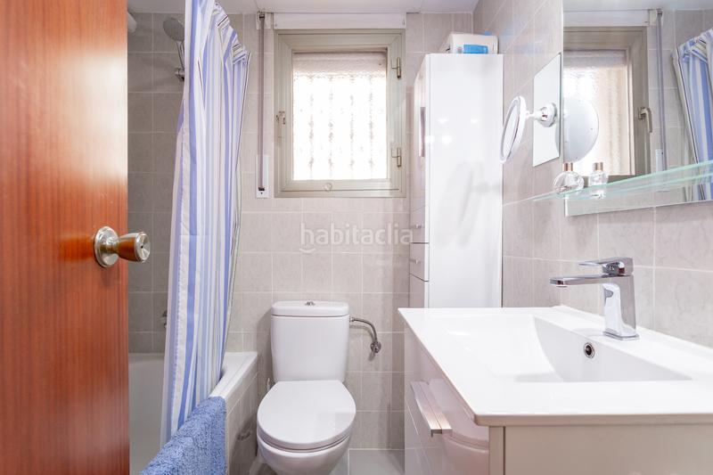 Foto 06d81594-fd72-4ee3-a5a1-8c81b278ac37. Apartament a carrer del penedès 12 a Mar i Camp - Platja dels Capellans Salou