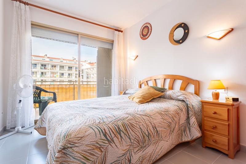 Foto b1ee352e-9d74-48b7-ac18-db6ab0ad2037. Apartament a carrer del penedès 12 a Mar i Camp - Platja dels Capellans Salou