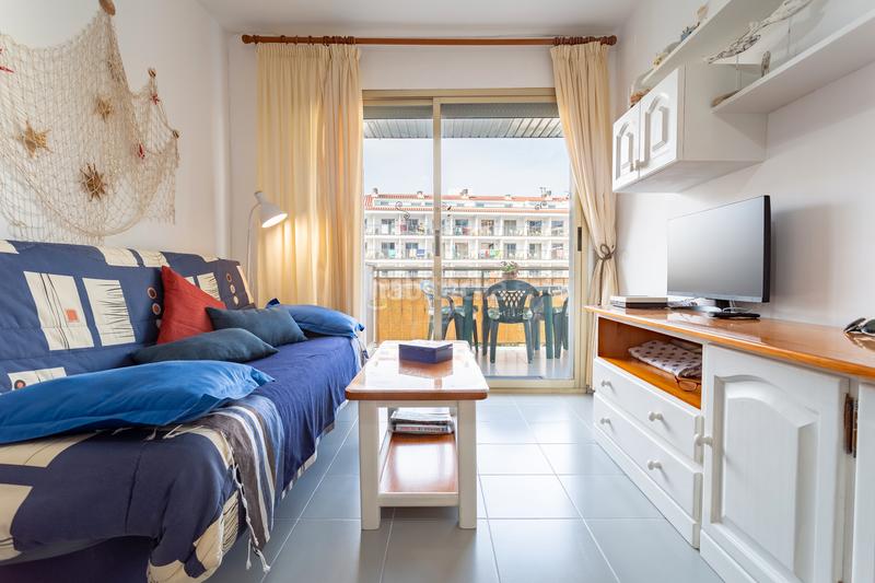 Foto c1e308a9-2b88-495f-9694-91ee3befde4e. Apartament a carrer del penedès 12 a Mar i Camp - Platja dels Capellans Salou