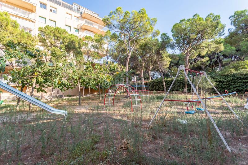 Foto cd5e8e8d-35b5-4011-863d-3023d2b5addf. Apartament a carrer del penedès 12 a Mar i Camp - Platja dels Capellans Salou