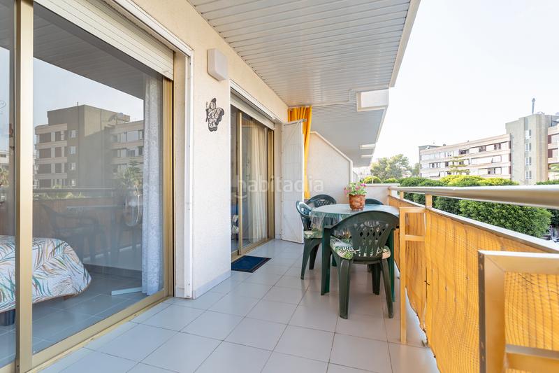 Foto e043cc46-ccca-49a9-86c4-7ad77ee01fb4. Apartament a carrer del penedès 12 a Mar i Camp - Platja dels Capellans Salou