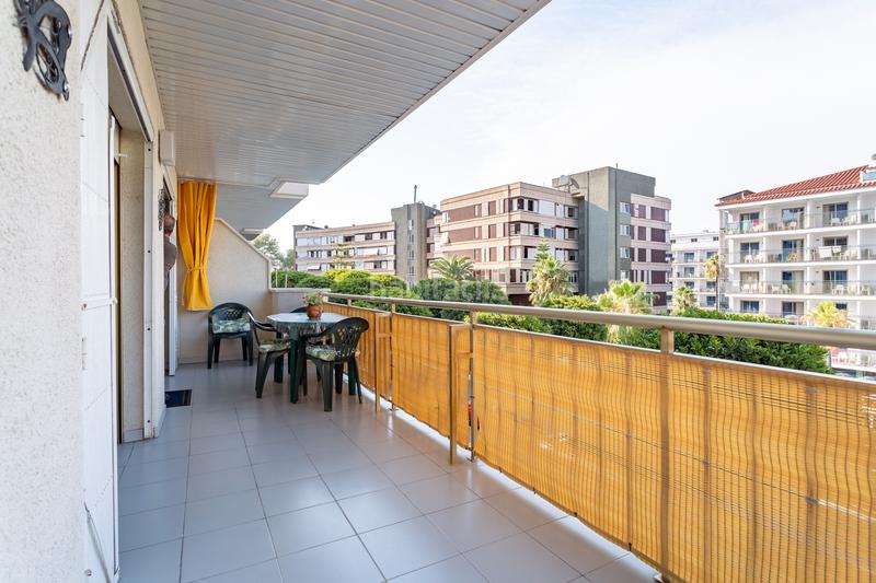 Foto f1ee4951-7e1b-42bc-94d6-d0400db48696. Apartament a carrer del penedès 12 a Mar i Camp - Platja dels Capellans Salou