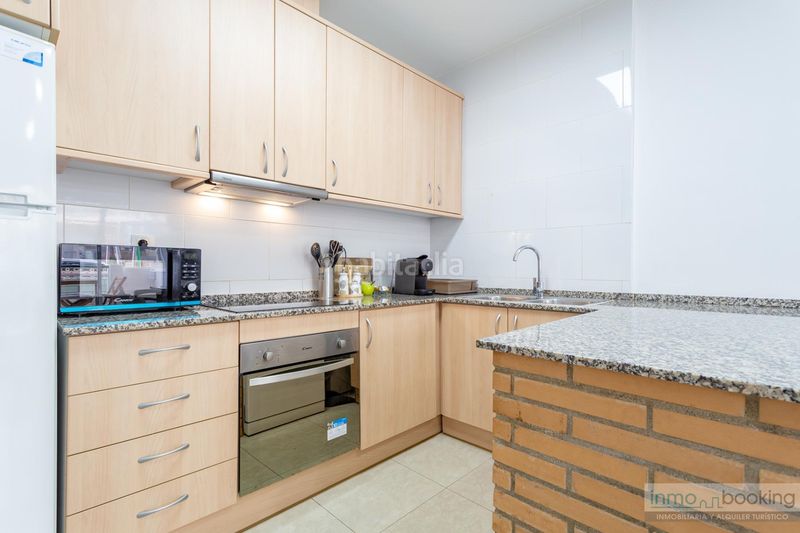 Foto 7a995444-b0af-4928-a887-61fb1f9b2fd8. Apartament amb calefacció aparcament piscina a pla de maset - cap de Salou Salou