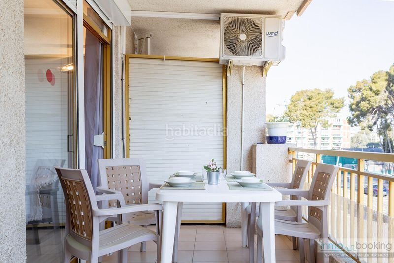 Foto 592c2c7a-46e3-42f8-b55f-146872d8d60c. Apartament amb piscina a Mar i Camp - Platja dels Capellans Salou