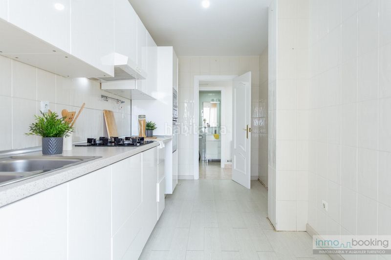 Foto 595cca40-a2d2-484f-990d-7f6a42fba16d. Apartament amb calefacció aparcament a Ponent Reus