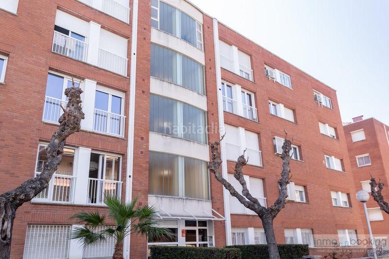Foto f17cda82-d03e-4211-b6ec-83b35b2382da. Apartament amb calefacció aparcament a Ponent Reus