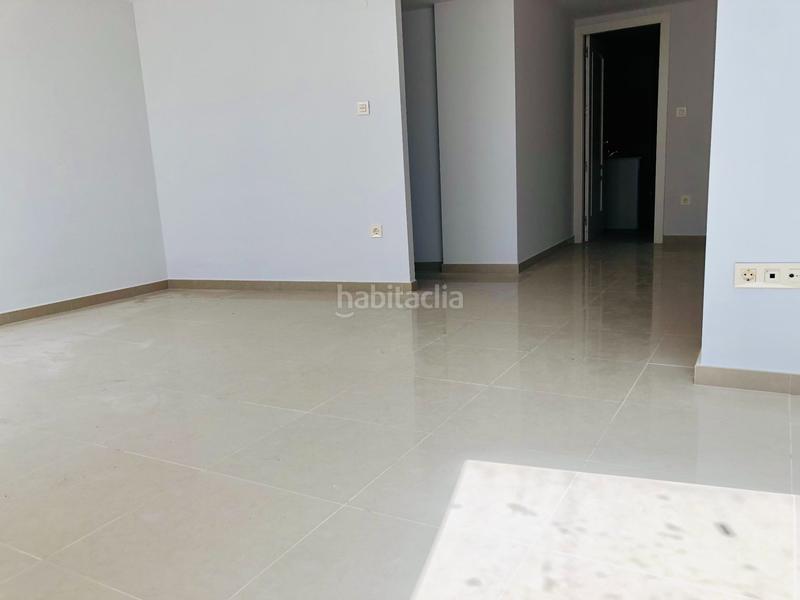 Foto 163399c6-729a-432a-bc52-b2376cb622ec. Edificio se vende edificio en Cañada