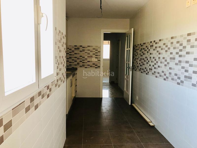 Foto 7826cd13-31e3-44ab-8441-47f56e7f4d7c. Edificio se vende edificio en Cañada