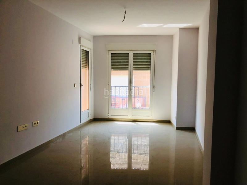 Foto b45faba7-fc18-4ab4-acbb-e22644adc566. Edificio se vende edificio en Cañada