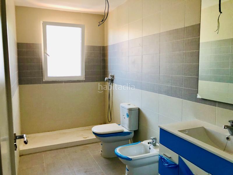 Foto e8a46492-e62d-44f5-a5cc-25dc09b1e19f. Edificio se vende edificio en Cañada