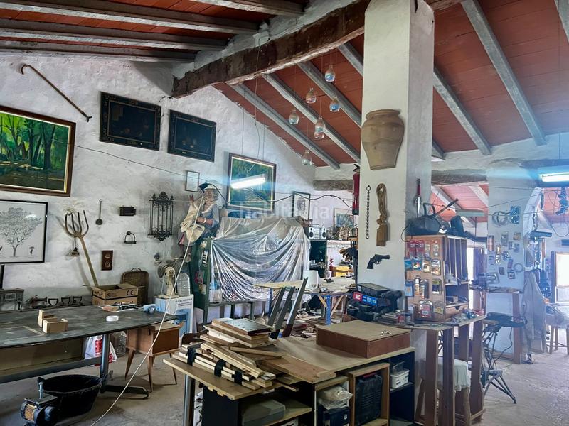 Foto 9eca9b3c-bdb1-4d3b-b04f-65409b3f84a2. Masia amb piscina a Biar