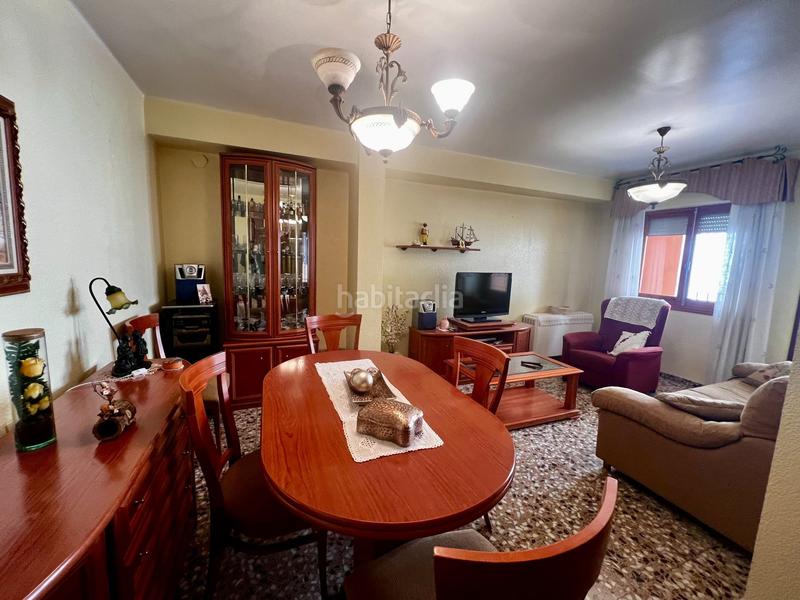 Foto eb752e02-73ac-4161-82bc-bad3dcf9ff46. Pis a Biar