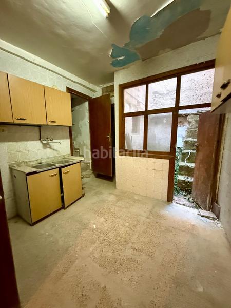 Foto d91f4f73-9dcd-472d-a2e8-9e5a66591818. Masia a Biar