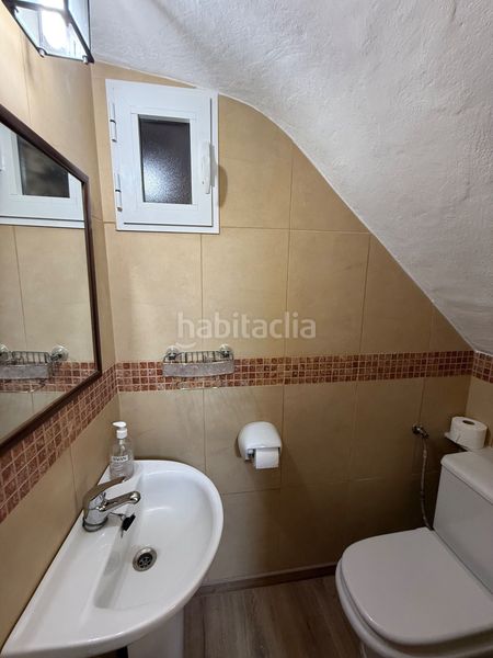 Foto d1c01a95-2c49-4842-bb41-7a8a4a477f90. Masia a Biar