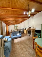 House in Partidas Norte. Oportunidad, se vende chalet en villena, casas de menor!