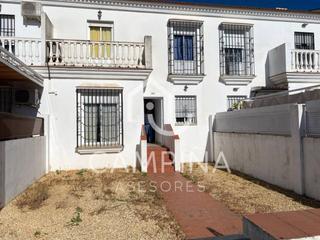 Casa aparellada  Calle maestro don antonio pérez ruiz. Casa adosada en venta en beas