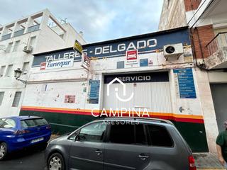 Industrial building  Zalamea la real. Venta o alquiler con traspaso de taller mecánica en huelva