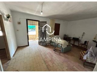 Casa  Virgen del rocío. Casa y nave en clarines beas