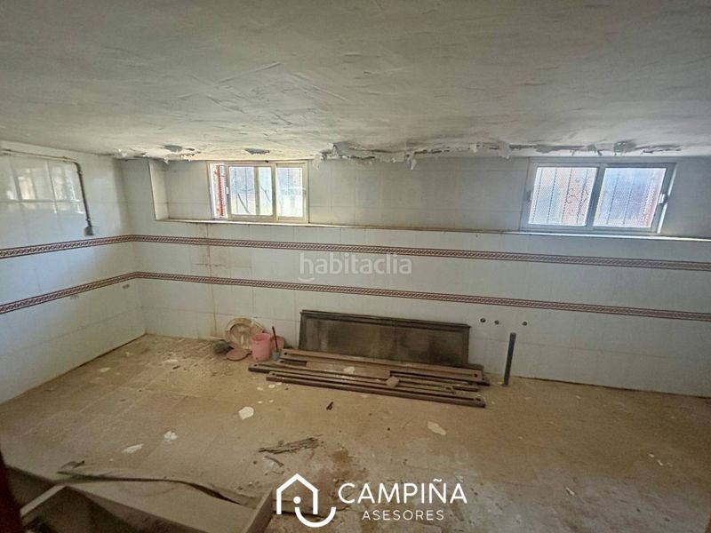 Foto cf83f716-43bd-4171-ace5-f46b86e305e3. Casa a Beas
