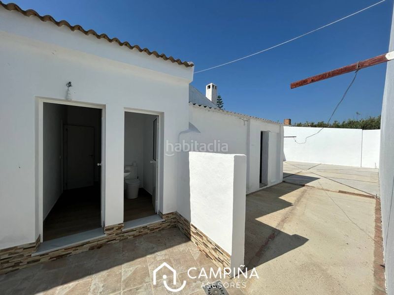 Foto 4709a923-2a83-4d22-9386-cf93b3922fc5. Casa amb aparcament a Beas
