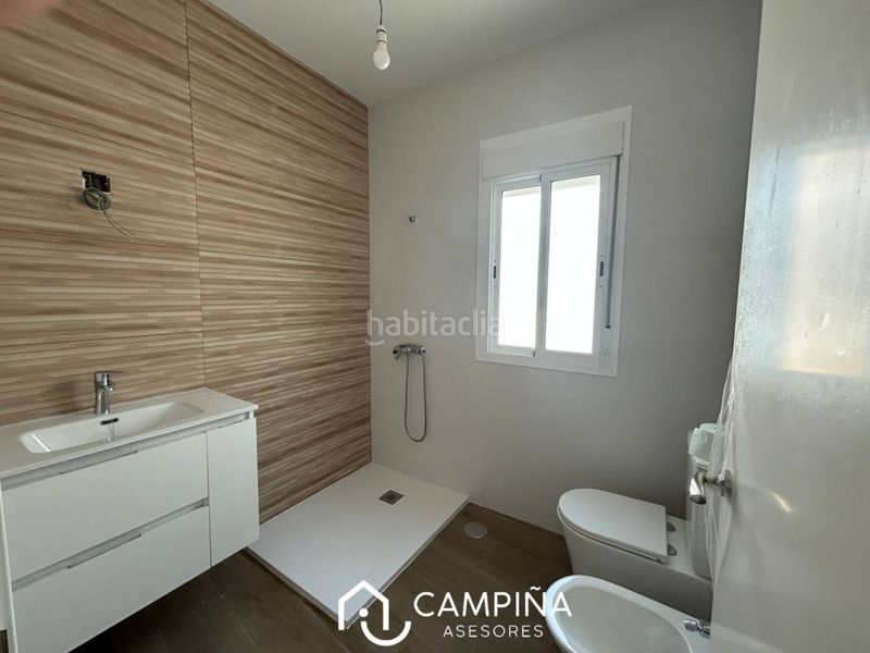 Foto c39521c4-26b7-4ff6-b693-8b072f3f766b. Casa amb aparcament a Beas