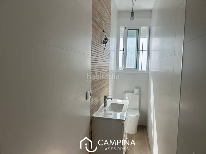 Foto d30eada4-b350-4f48-829f-358ff49b43d1. Casa amb aparcament a Beas