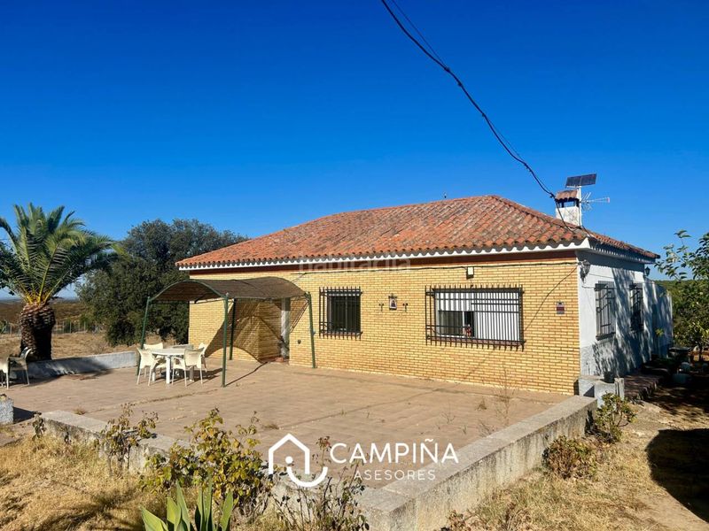 Foto c3d58a5f-0443-46d0-bdc6-d84b0649fc42. Casale con piscina in Beas