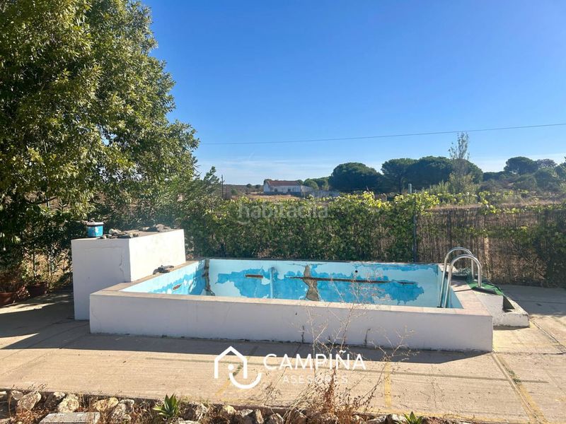 Foto c5dc225b-617a-4f85-abf9-e424ea2b03c8. Casale con piscina in Beas