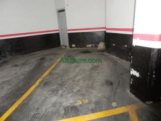 Miete Autoparkplatz  Juan antonio zunzunegui etorbidea. Garaje en la zona de sabino arana para coche