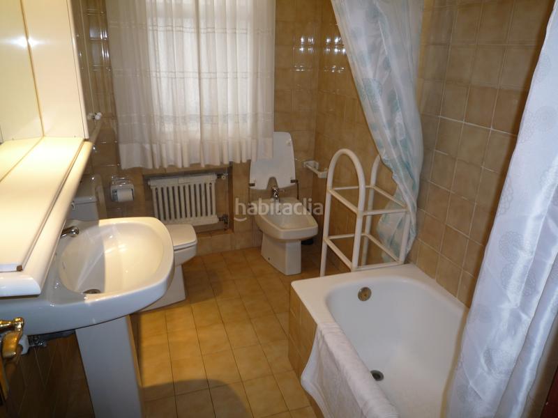 Foto 46b4d21f-c170-40ce-8aae-9f83e70f892d. Lloguer pis a Zabalburu Bilbao