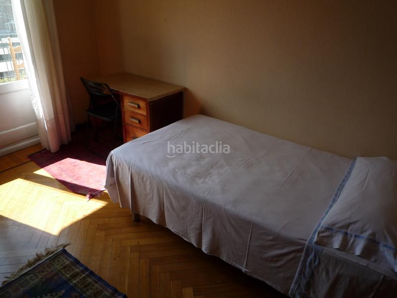 Foto d97fb87c-8246-4987-9424-81263bf59bed. Lloguer pis a Zabalburu Bilbao