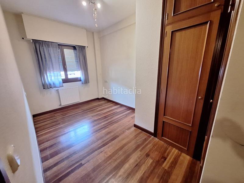Foto a7dfc948-3c80-44b9-b1b1-1d12ce7e4009. Alquiler piso campo volantin, 3 dormitorios. 2 baños . garaje en Bilbao