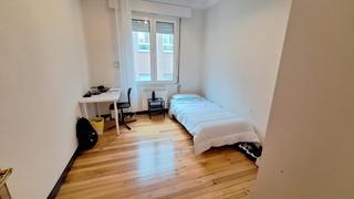 Location Appartement  Iturribide kalea. Exclusivamente para estudiantes ó erasmus