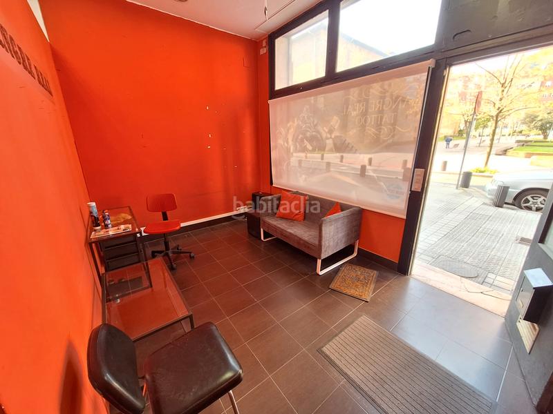 Foto c3a62af6-1b5d-4145-a599-3f654e852ed2. Location local commercial dans Basurtu Bilbao