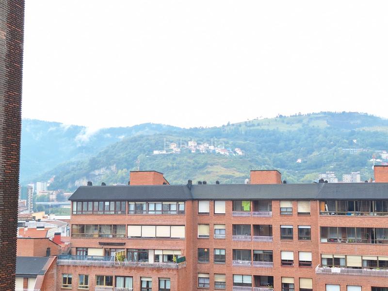 Foto f515d839-1f18-4c49-aada-e40d27ab198d. Lloguer pis amb calefacció a Basurtu Bilbao