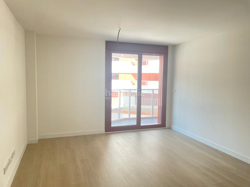 Foto 5415f2b1-638f-4cb4-bb93-add6a136eb0c. Rent apartment with heating parking in San Pedro de Deusto - La Ribera Bilbao