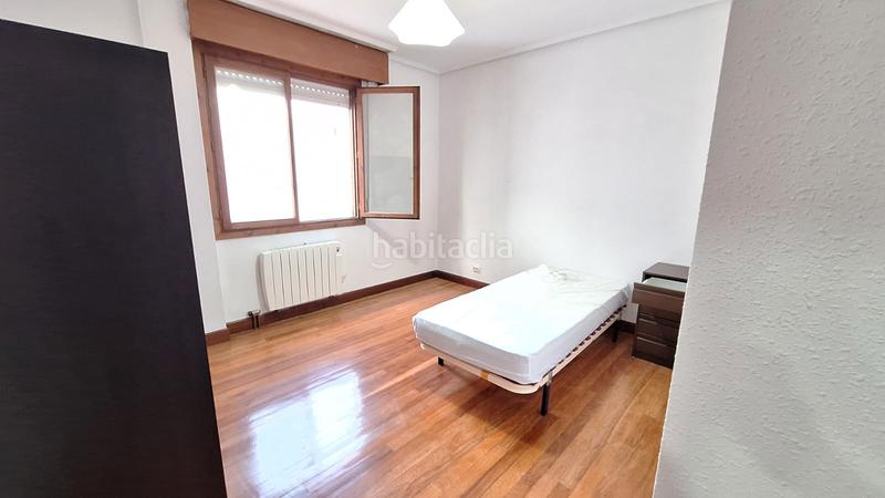 Foto 28d18e8f-7a6a-4c82-a7e1-1d48deee27c5. Location appartement avec chauffage dans Basurtu Bilbao