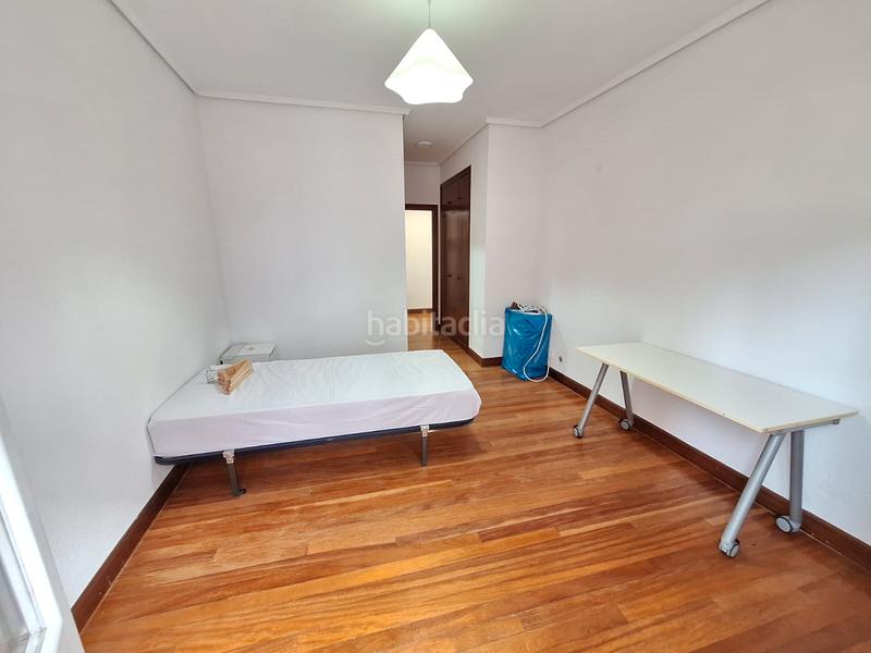 Foto 43c32a1b-1acc-49b7-ab09-16eafd616e5d. Location appartement avec chauffage dans Basurtu Bilbao